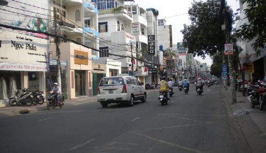 Nhà Mặt Tiền Bùi Thị Xuân, P. Bến Thành, Quận 1, Dt: 8X22M, Giá: 82 Tỷ