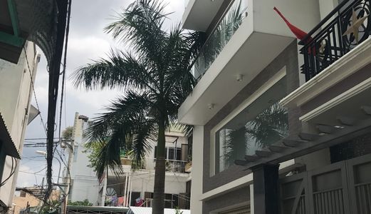 Biệt Thự 2 Mt Đường Xe Hơi Nơ Trang Long, P.7, Q. Bình Thạnh. Dt: 121M2. 1 Trệt 2 Lầu