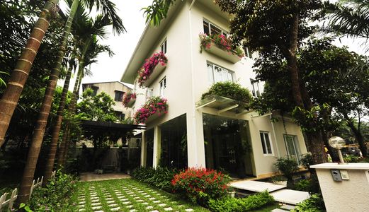 Cho Thuê Biệt Thự Mỹ Giang, Pmh, Q7, Nhà Đẹp, Giá Siêu Rẻ 27.26 Triệu. Lh: 0918407839 (Hưng)