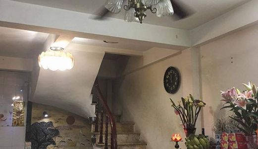 Bán Nhà 5 Tầng Phố Mạc Thị Bưởi, Quận Hai Bà Trưng, 32 M2, Mặt Tiền 3.7M.