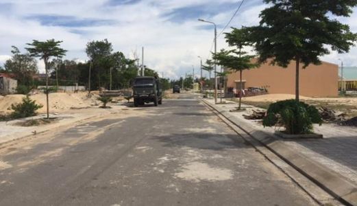 Cần Bán Gấp Lô Đất Thổ Cư , Phía Sau Chợ Bình Chánh, 5,5Tr/m2  