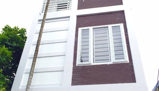 Nhà Độc Lập 4 Tầng Xây Mới Nguyễn Văn Linh Buôn Bán Kinh Doanh Được Hướng Đông Nam.