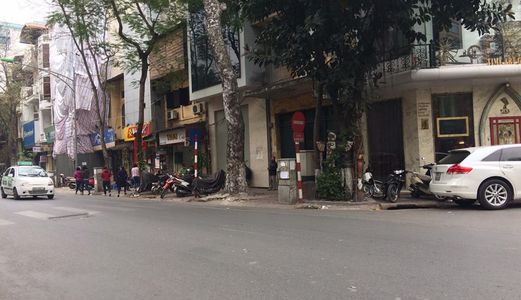 Bán Nhà Mặt Phố Lý Thái Tổ Diện Tích 250M2, Mt 15M Giá 480Tr/m2.