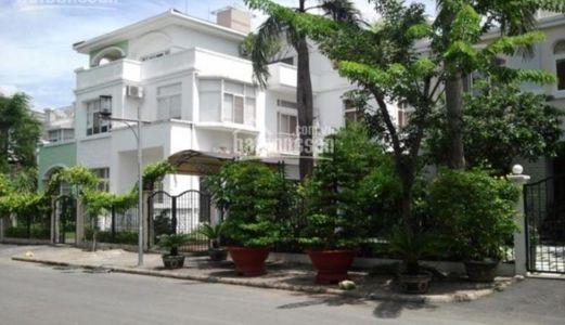 Đất Nền Biệt Thự Nam Thông 2 Phú Mỹ Hưng Gần Công Viên Nam Viên 8X18M, 10 Tỷ Lh: 0918407839 (Hưng)