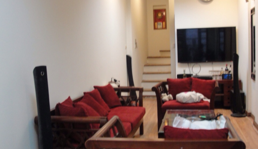 Nhà Đẹp, Ô Tô Khu Hoàng Cầu, 4 Tầng,giá 3.9 Tỷ. Lh:01628568586