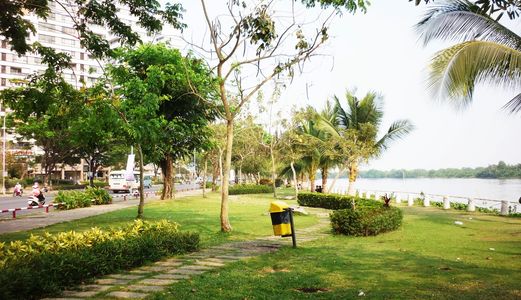 Bán Lô Đất Đối Diện Công Viên Lớn, Đường 7M5, Giá 750 Triệu Lh 0905 332 598