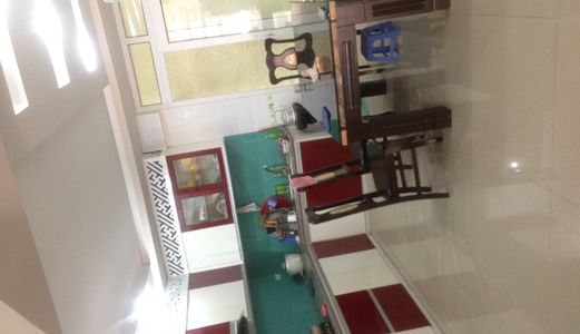 Cho Thuê Nhà 4 Tầng Mới Mặt Phố Văn Cao Gần Khu Người Nước Ngoài Ở