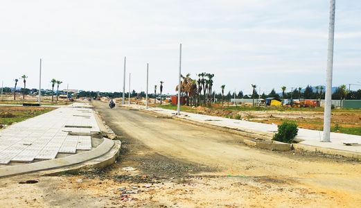 Bất Động Sản Dọc Bờ Biển Đà Nẵng Chưa Bao Giờ Hạ Nhiệt, Gần Biển View Hồ