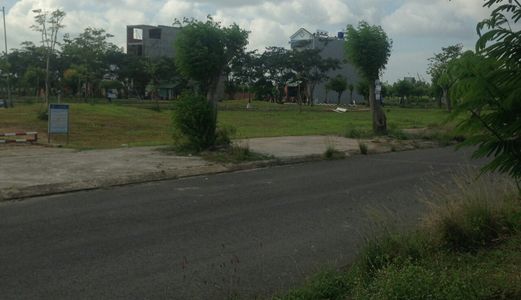 Cần Bán Lô Đất Nằm Liền Kề Trường Quốc Tế Ischool