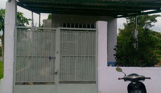 Bán Nhà Cấp 4 Dt: 5X35M,sổ Riêng. Giá 450Tr