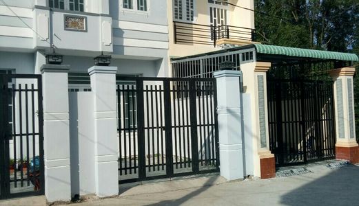 Bán Nhà Xây Mới 100% Đường Nguyễn Hữu Trí Bình Chánh 450 Triệu Sổ Hồng Riêng