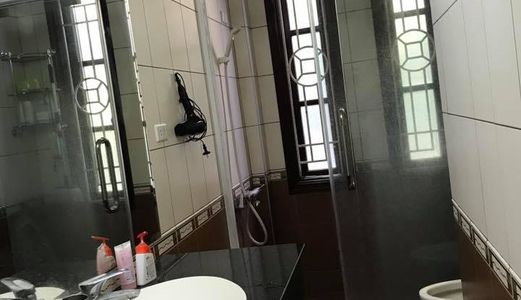  Ngụy Như Kon Tum Gara 2 Chiếc ,Ở, Kinh Doanh - Thang Máy , 68m2, 5 Tầng, 12 Tỷ Có Thương Lượng.