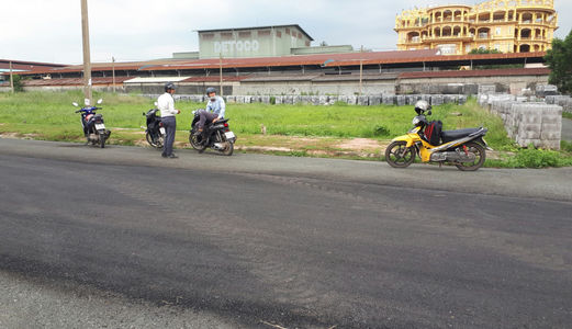 Đất Nền Ngã 3 Thái Lan Đi Vào 1 Km