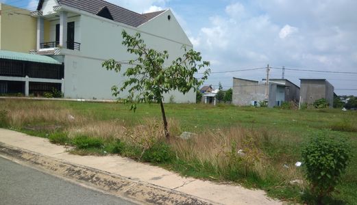 Vợ Chồng Cần Tiền Tái Đầu Tư Nên Cần Bán Gấp 450M2 Đất Thổ Cư, Shr, Gần Chợ 