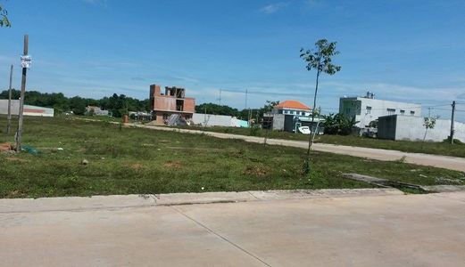 Nhượng Gấp Lô Góc 2 Mặt Tiền 750M2  Đường Nhựa 16M, Chỉ 210 Triệu, Gần Chợ Tiện Kd