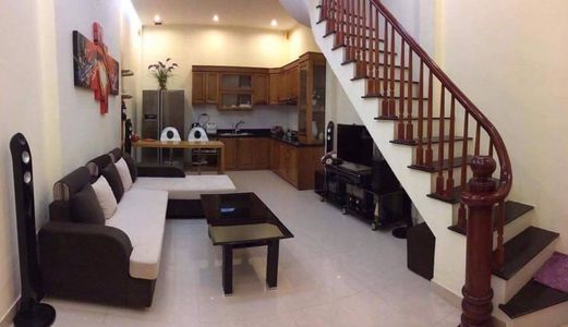 Bán Nhà Đẹp Tây Sơn, Ô Tô 10M, Tặng Đồ Nội Thất, 43M2, 3 Tầng, Giá 3.15 Tỷ.