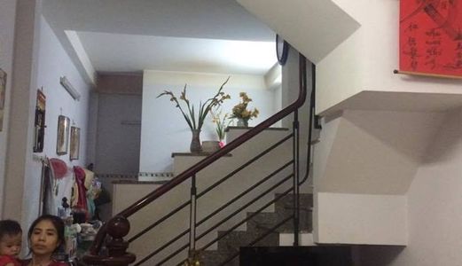 Bán Nhà Đẹp Hoàng Văn Thụ 5 Tầng Chỉ 3.8 Tỷ Xem Là Mê.