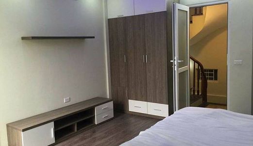 Bán Nhà Mới View Hồ, Ô Tô Tránh Tam Trinh, 48m2 Trên Sổ, Mt 4.5m, 2.6 Tỷ.