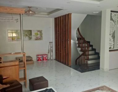 Bán Nhà 5 Tầng La Khê Mặt Chợ Bia Bà Hà Đông-Kinh Doanh-Ô Tô Vào Nhà