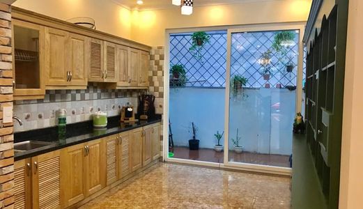 Hoàng Hoa Thám 4.5 Tỷ, Nhà Đẹp Ở Ngay, Ô Tô – Lô Góc – 3 Mặt Thoáng. Lh: 0981261178.