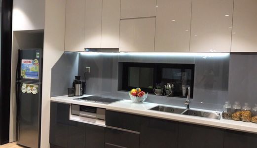 Nhà Hxh Cách Mạng Tháng 8, 64 M2, 4,2 Tỷ, Đang Cho Thuê 30 Triệu/tháng.