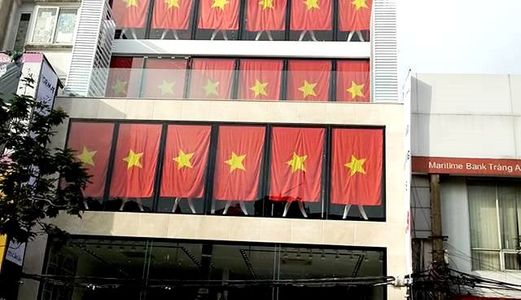 Bình 5M Cho Thuê Nhà Mặt Phố Bà Triệu Mặt Tiền 10M – 5000$.