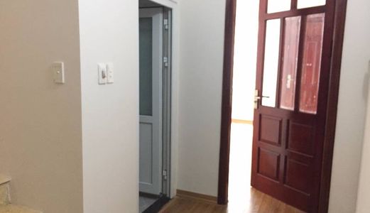 Bán Nhà Ngõ 639 Hoàng Hoa Thám, Vĩnh Phúc Ba Đình 48 M2 X 4 Tầng Ô Tô Đỗ Cửa 4,2 Tỷ
