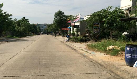 Thiếu Nợ Bán Gấp Khu Đất Nền 300M2 (10 X 30 ) Mặt Tiền Đường Tiện Kinh Doanh Xây Phòng Trọ Bd