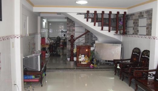 Nhà Rộng 4.5X13.5M, Đúc 1 Tấm Còn Mới, 1/ Hương Lộ 2, Giá 2 Tỷ