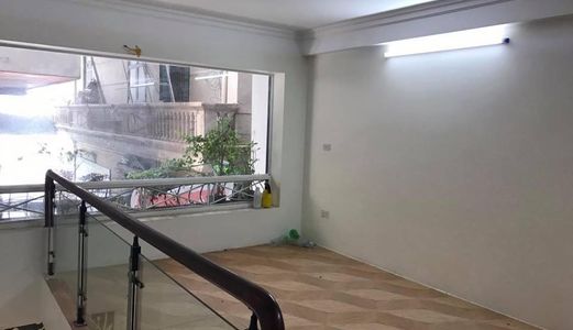 Bán Nhà Trung Kính 50M2, Gara 7 Chỗ, Kinh Doanh Tốt, 2 Mặt Ngõ, Ở Rất Lộc