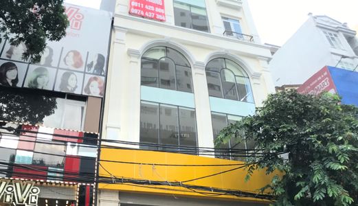 Cho Thuê Gấp Văn Phòng Sang Trọng Tại Khu Vực Lê Văn Lương, Hn Mặt Tiền 9M