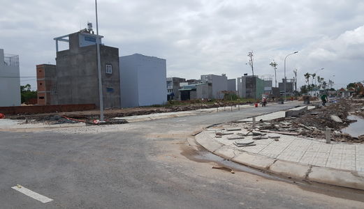 Cần Bán Gấp 52M2 1Ty01Tr Sổ Hồng. Ngã Ba Nguyễn Duy Trinh Quận 9.