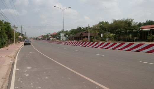 Gia Đình Sang Gấp 320M2 Giá 640 Triệu Đất Ql.13 Vị Trí Cực Đẹp,Cách Hcm 30 Phút.