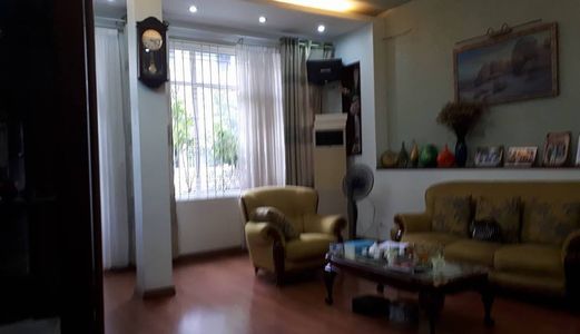 Bán Nhà Ngõ Nguyễn Trãi Ô Tô Tránh 82M2X5 Tầng 9,5 Tỷ.