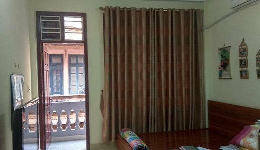 Nhà Cực Đẹp Khâm Thiên 6.8 Tỷ, Vỉa Hè Rộng - Phân Lô – Ô Tô Tránh. Lh: 0981261178.