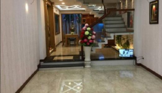 Nhà  Xây Mới 5 Tầng , Ngõ 73 , Phố Triều Khúc - Thanh Xuân , Giúa 2.32 Tỷ