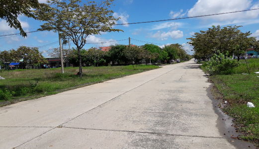 Lô Góc 600M2 2 Mặt Tiền Thông Ql13, Sau Khu Thương Mại.