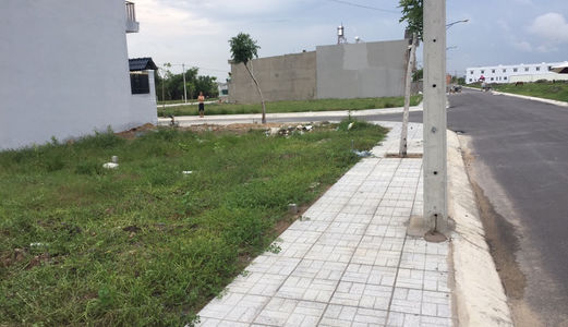 Bán Đất Ngay Chợ, Gần Cụm Kcn.thổ Cư 100%.