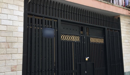 Nhà Cấp 4 Còn Mới Chủ Đang Ở Tại Bùi Đ Túy, 5.2x14, Giá 4.5 Tỷ