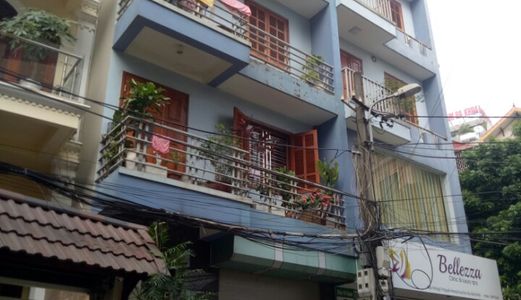 Cần Bán Gấp Khách Sạn Tại Lạc Long Quân, Tây Hồ, Hà Nội. Vị Trí Đẹp, Cách Hồ 5 Phút Đi Bộ.