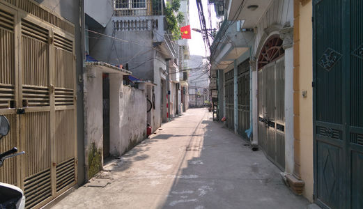 Bán Nhà Tây Sơn 48M2, 5.3 Tỷ Đẹp Lộng Lẫy, Xe Máy Đua Nhau