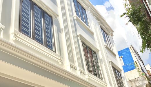 Bán Dãy Nhà 3.5 Tầng Xây Mới Đường Thiên Lôi Đối Diện Taxi Trung Kiên Ô Tô Đỗ Cửa Hướng Đb