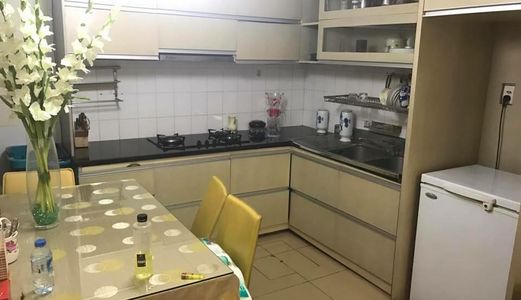 Gấp Nhà Phố Nguyên Hồng, Đống Đa 48M2 X 5 Tầng, Gara Ô Tô, Chỉ 5.2 Tỷ. L/h 0898571354