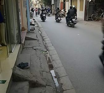  Nhà 3 Tầng Tại Ngõ 97 Khương Trung, Lô Góc - Nở Hậu, Mt 5,18M, Tiện Kinh Doanh