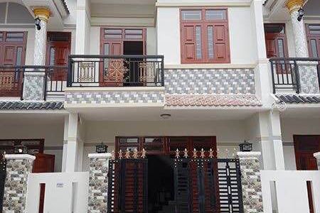 Lãi Suất Trên 100 Triệu Khi Mua Nhà 1 Trệt 1 Lầu Gần Chợ Bình Chánh, Dt: 120m2