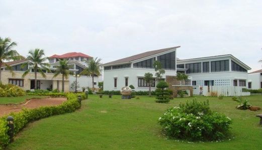 Cần Bán Lô Góc 148M Liền Kề Cocobay, Cách Biển Chỉ 500M. Lh: 0905001634