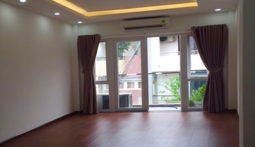 Cho Thuê Văn Phòng Đường Cù Lao Phú Nhuận Dt-28M2 Tiện Đi Lại, Giá Tốt.