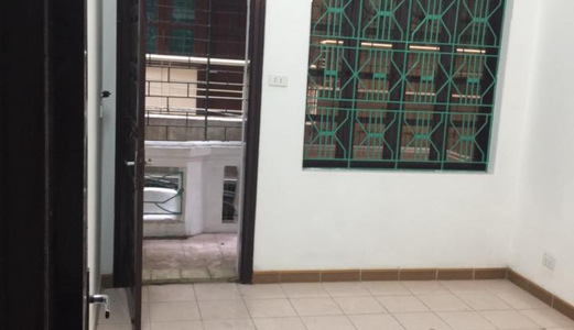 Bán Gấp Nhà Hào Nam 38M2, 4 Tầng, Mt 3.2M, 3.2 Tỷ. Lh: 0971093161