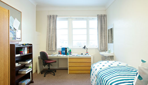 Bán Gấp Nhà Đội Cấn – Ba Đình 70M2, 5 Tầng, Mặt Tiền 4.m, Kinh Doanh, Giá 5.45 Tỷ.