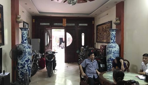 Nhà Nguyễn Ngọc Nại, Lô Góc, Ôtô Tránh, Cách Phố 15M, Gara, Dt 45M Giá Chỉ 5.6 Tỷ.